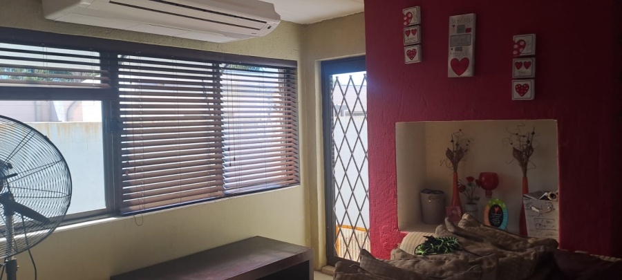 3 Bedroom Property for Sale in Elandsfontein Gauteng