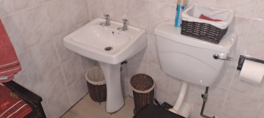 3 Bedroom Property for Sale in Elandsfontein Gauteng