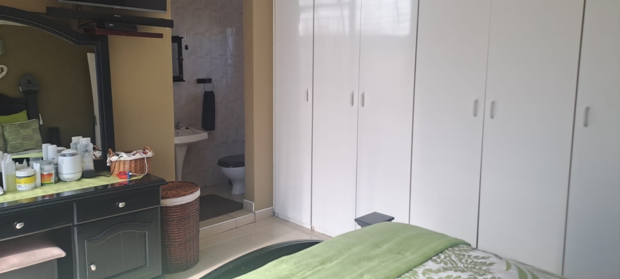3 Bedroom Property for Sale in Elandsfontein Gauteng