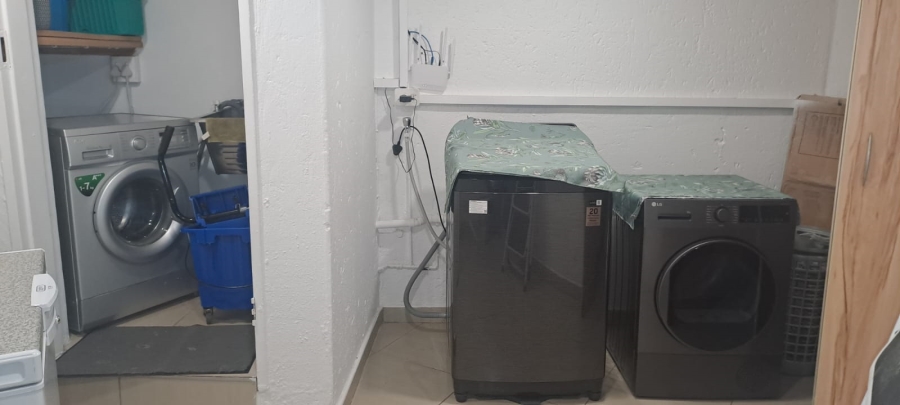 3 Bedroom Property for Sale in Elandsfontein Gauteng