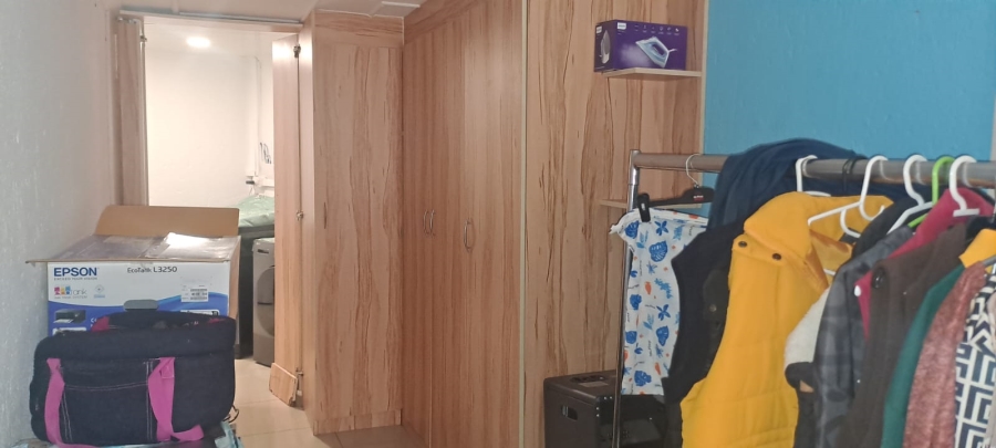3 Bedroom Property for Sale in Elandsfontein Gauteng