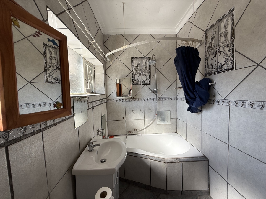To Let 3 Bedroom Property for Rent in Comet Gauteng
