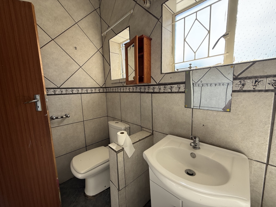 To Let 3 Bedroom Property for Rent in Comet Gauteng