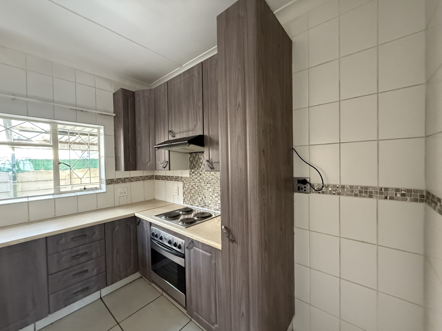 To Let 3 Bedroom Property for Rent in Comet Gauteng