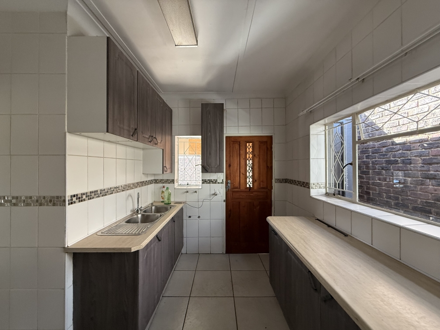 To Let 3 Bedroom Property for Rent in Comet Gauteng
