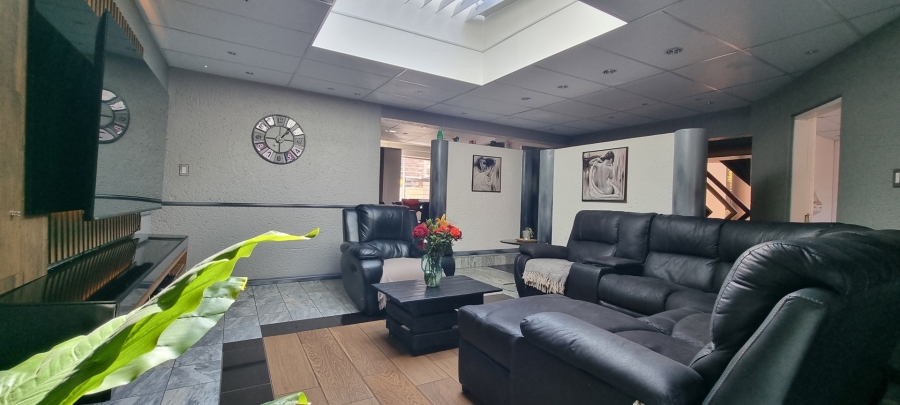 4 Bedroom Property for Sale in Sunward Park Gauteng