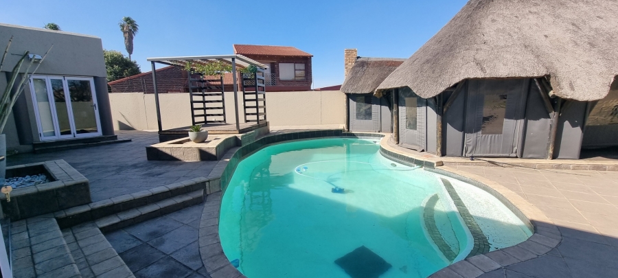4 Bedroom Property for Sale in Sunward Park Gauteng