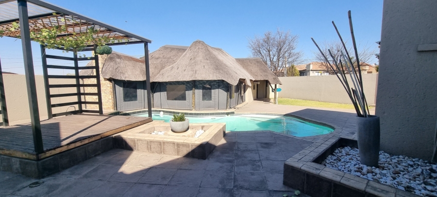 4 Bedroom Property for Sale in Sunward Park Gauteng