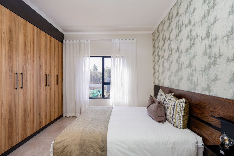 2 Bedroom Property for Sale in Halfway House Gauteng