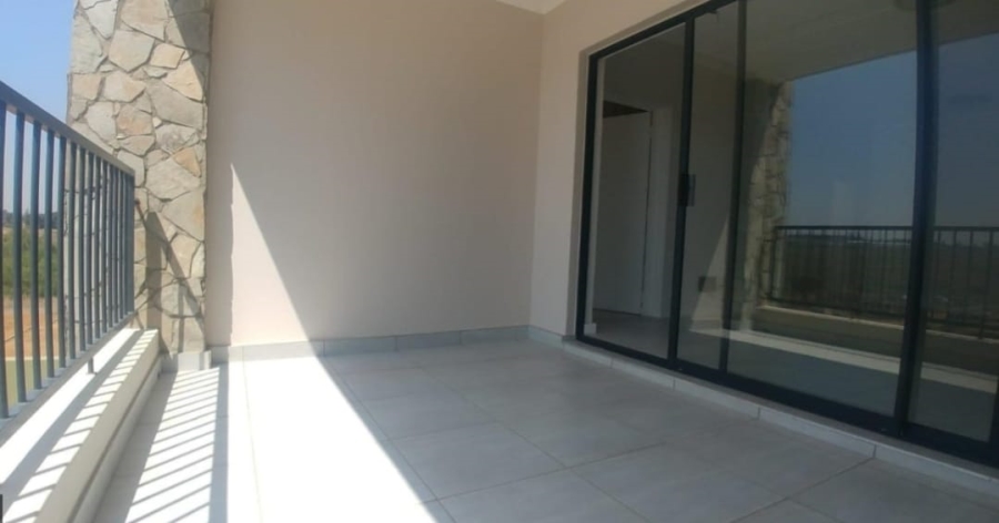 To Let 3 Bedroom Property for Rent in Waterfall Gauteng