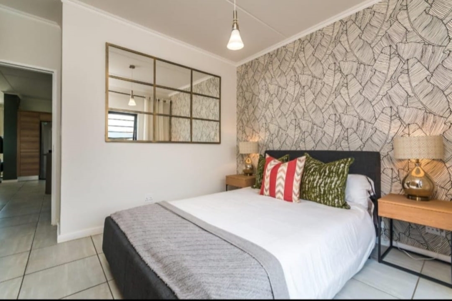 To Let 3 Bedroom Property for Rent in Waterfall Gauteng
