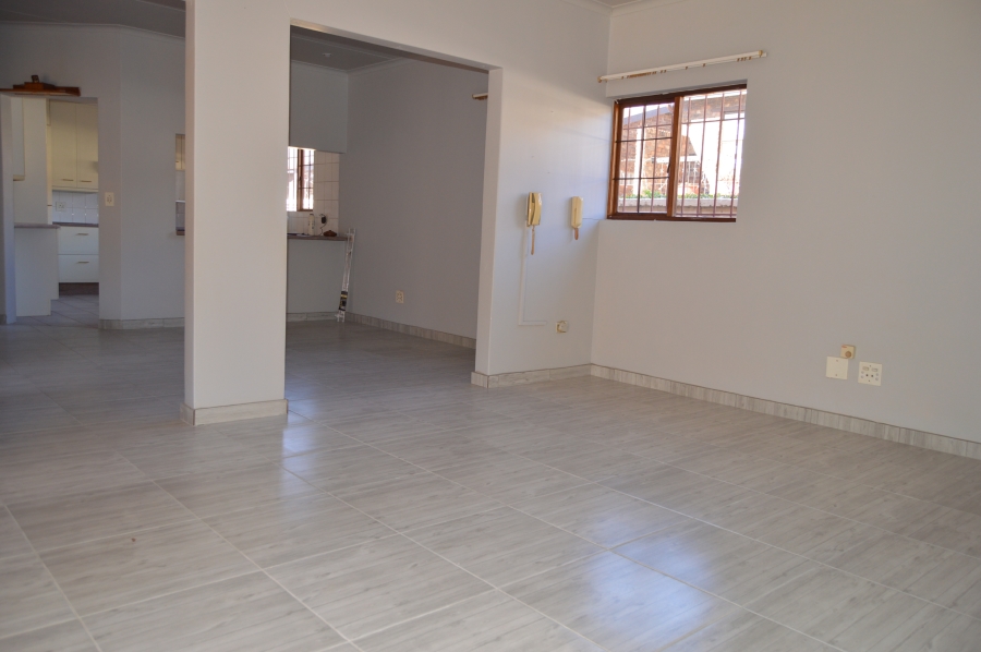 To Let 3 Bedroom Property for Rent in Florida Park Gauteng