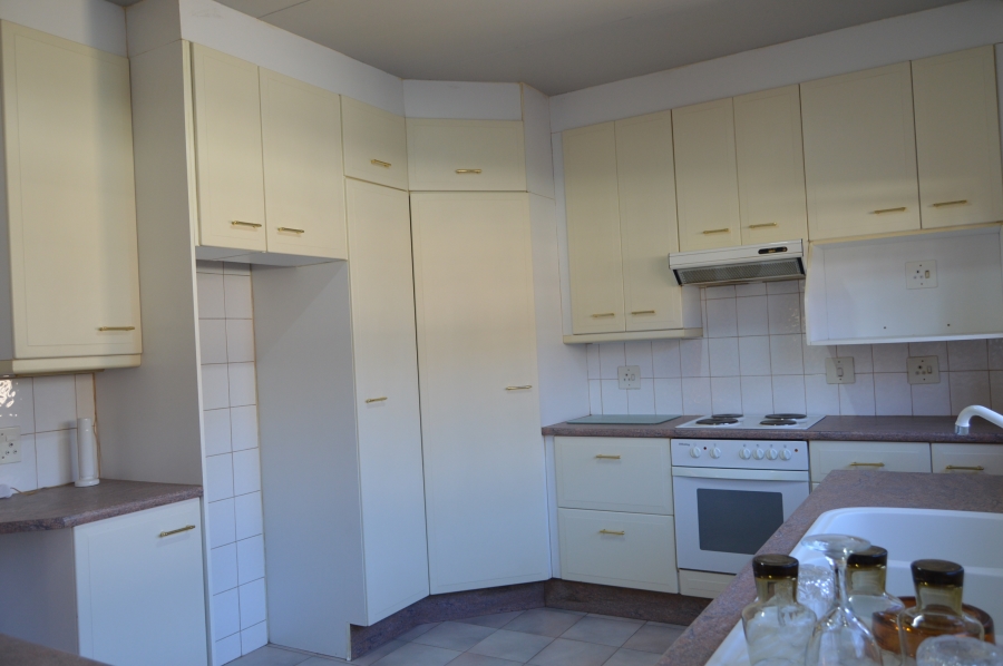 To Let 3 Bedroom Property for Rent in Florida Park Gauteng