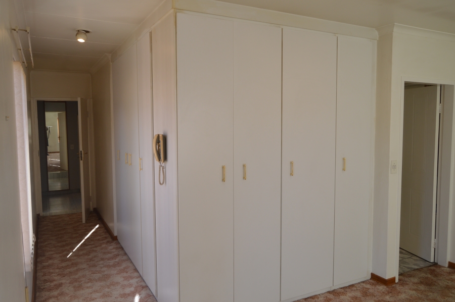 To Let 3 Bedroom Property for Rent in Florida Park Gauteng