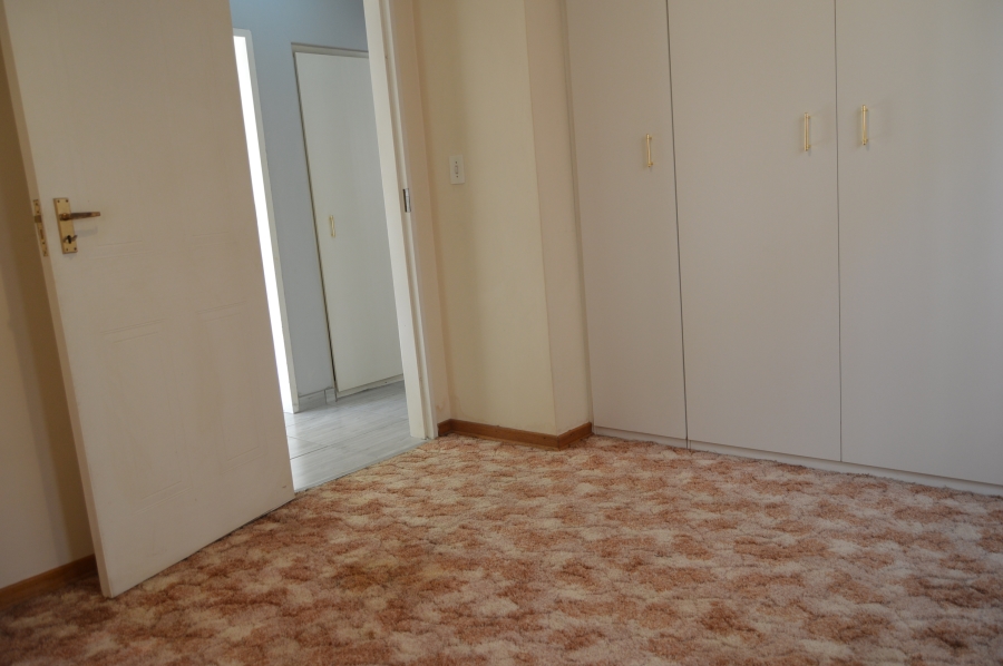 To Let 3 Bedroom Property for Rent in Florida Park Gauteng