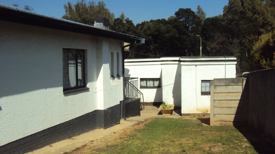 5 Bedroom Property for Sale in Kempton Park West Gauteng