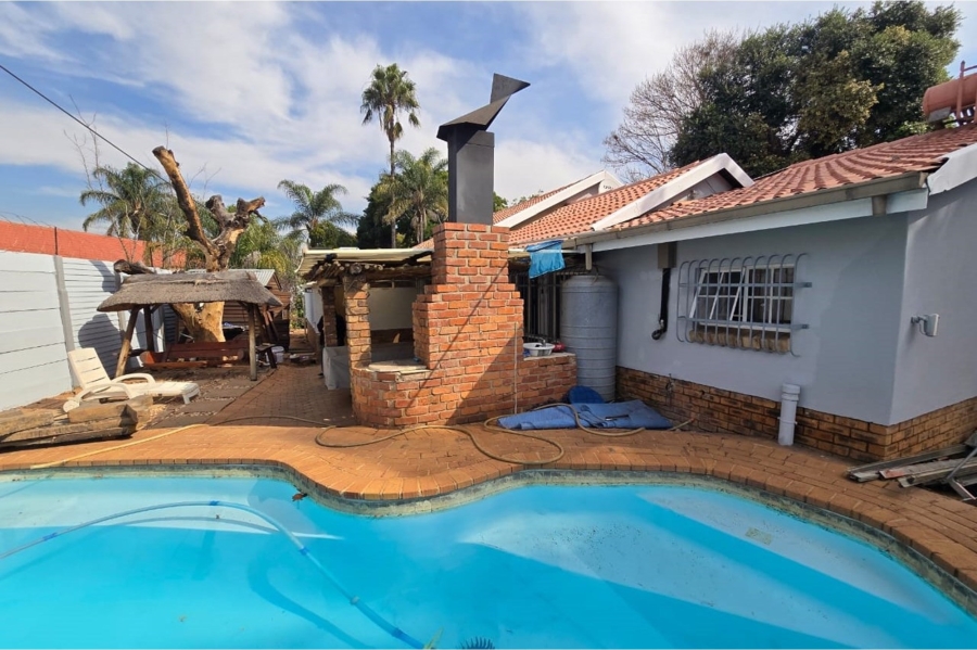 To Let 4 Bedroom Property for Rent in Ekklesia Gauteng