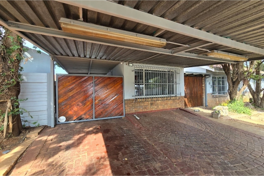 To Let 4 Bedroom Property for Rent in Ekklesia Gauteng