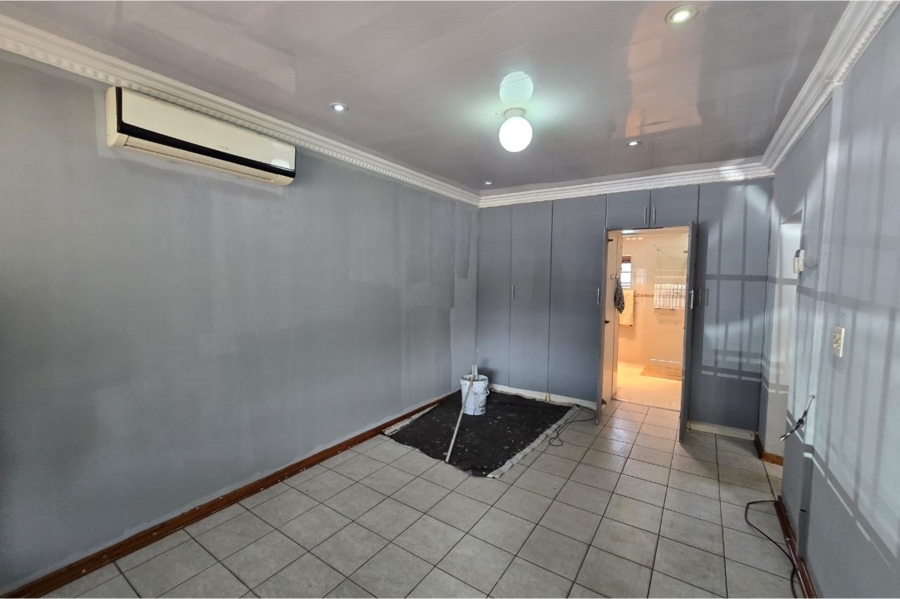 To Let 4 Bedroom Property for Rent in Ekklesia Gauteng