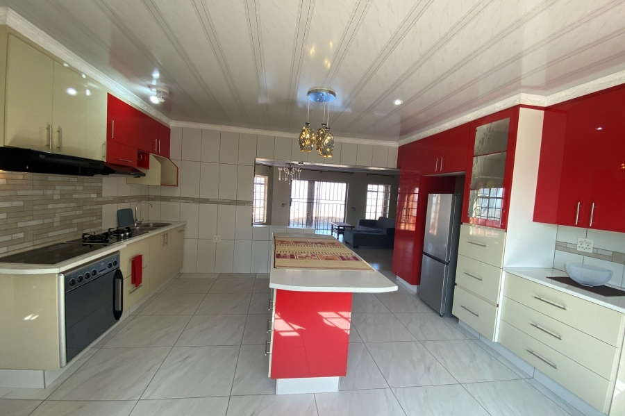 4 Bedroom Property for Sale in Bronkhorstbaai Dorp Gauteng