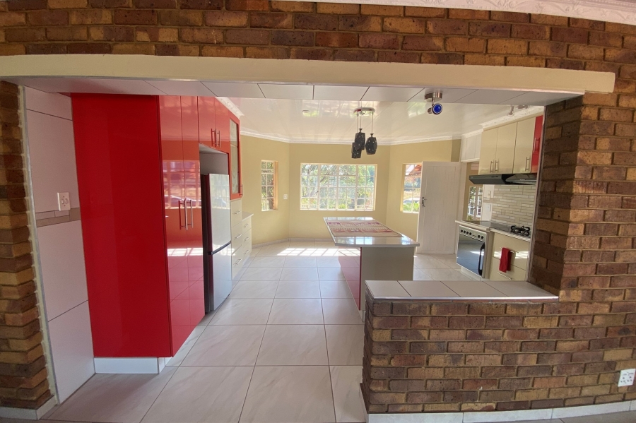 4 Bedroom Property for Sale in Bronkhorstbaai Dorp Gauteng