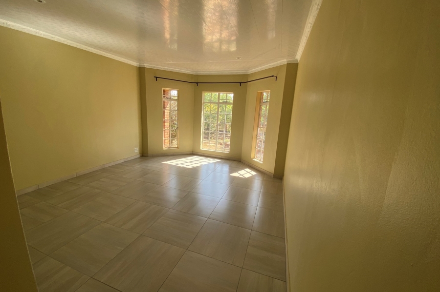 4 Bedroom Property for Sale in Bronkhorstbaai Dorp Gauteng