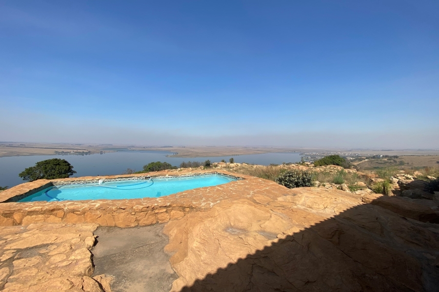 4 Bedroom Property for Sale in Bronkhorstbaai Dorp Gauteng