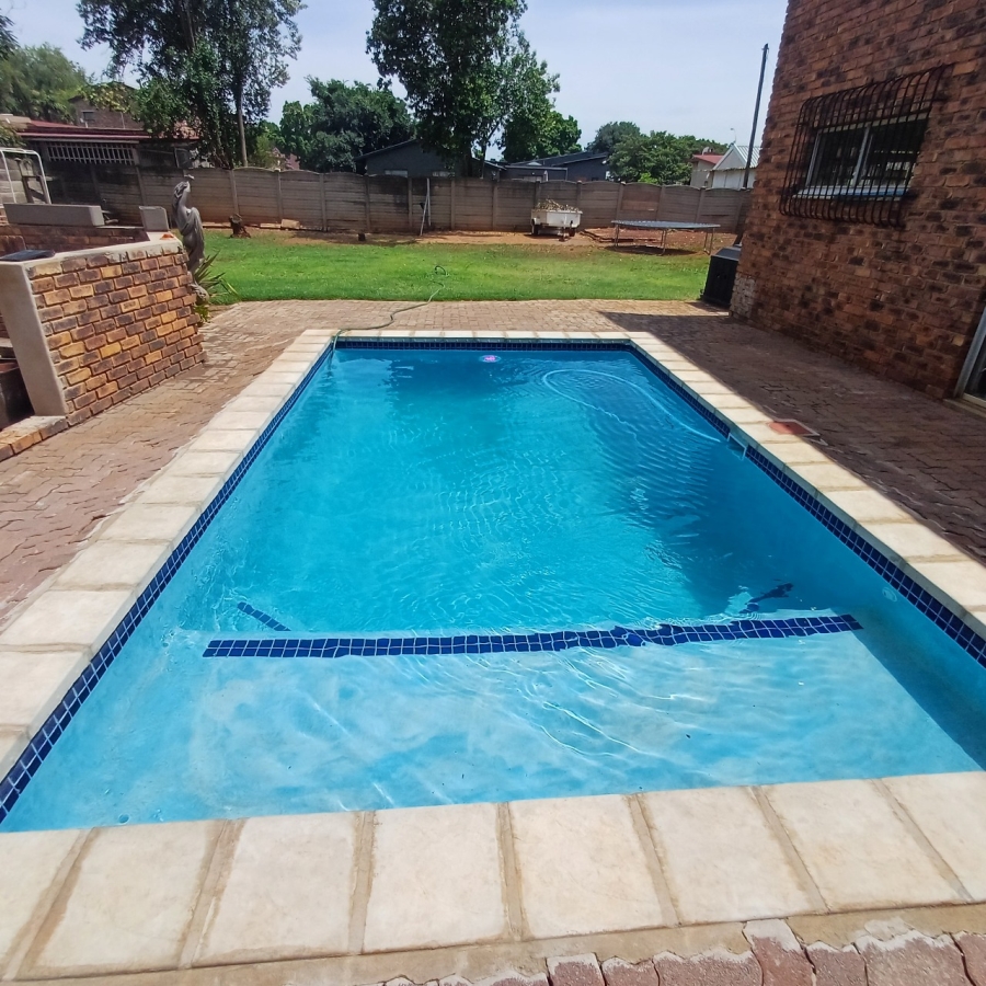 To Let 3 Bedroom Property for Rent in Meyerton Central Gauteng