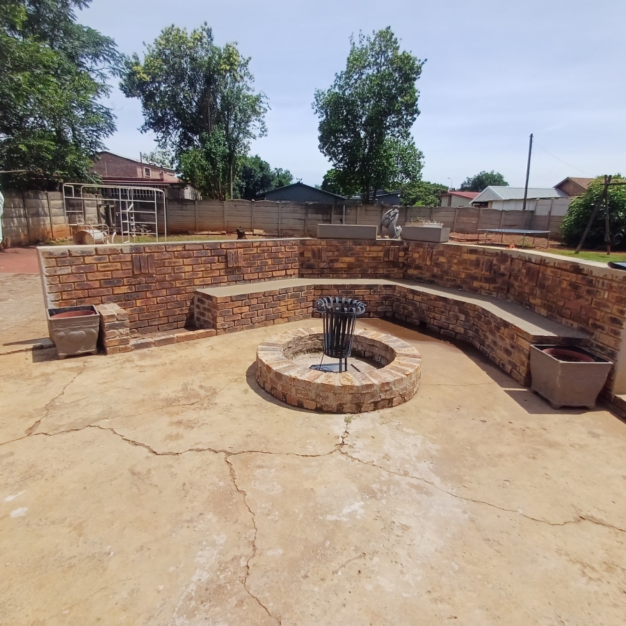 To Let 3 Bedroom Property for Rent in Meyerton Central Gauteng