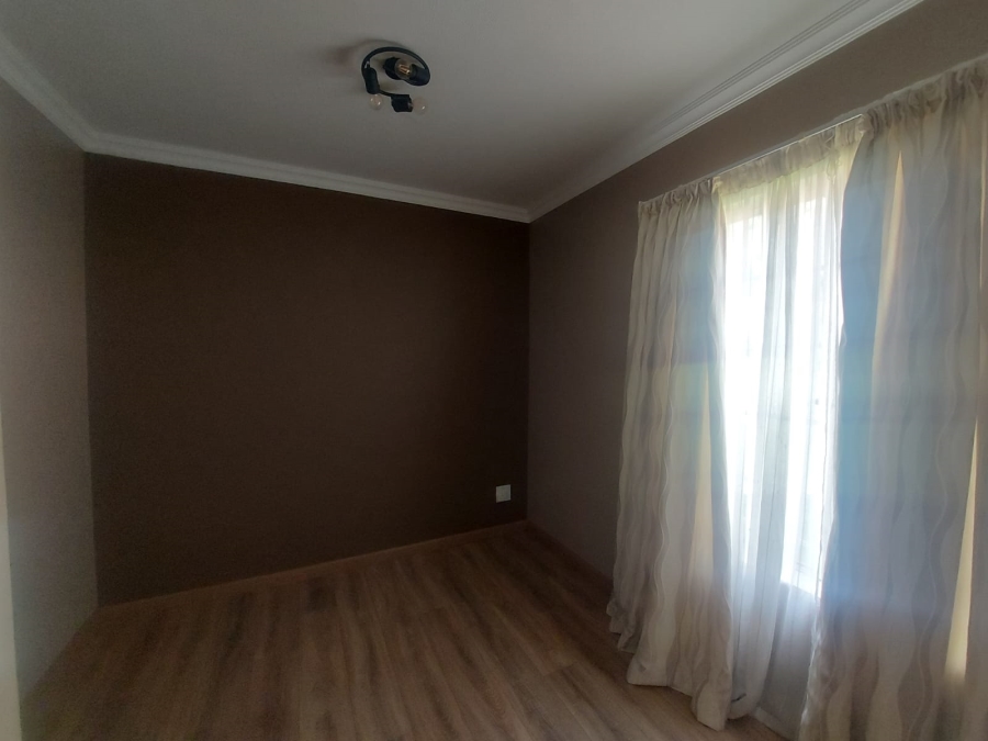 2 Bedroom Property for Sale in Moreleta Park Gauteng