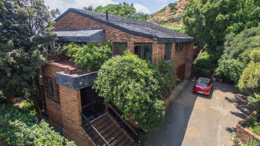 5 Bedroom Property for Sale in Bedfordview Gauteng