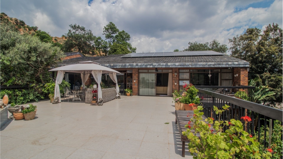 5 Bedroom Property for Sale in Bedfordview Gauteng