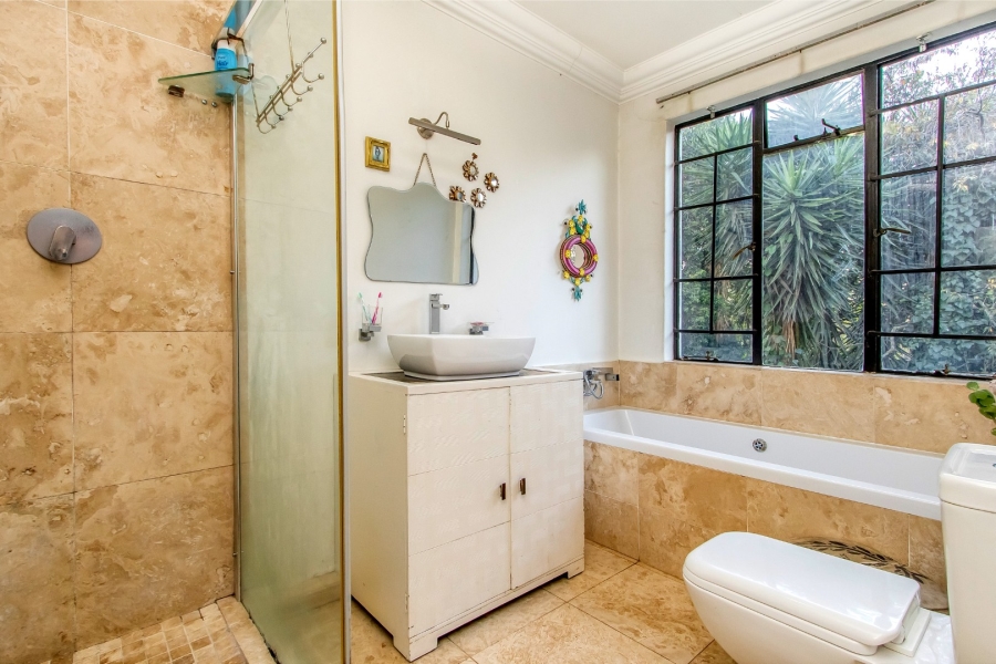 4 Bedroom Property for Sale in Atholl Gauteng