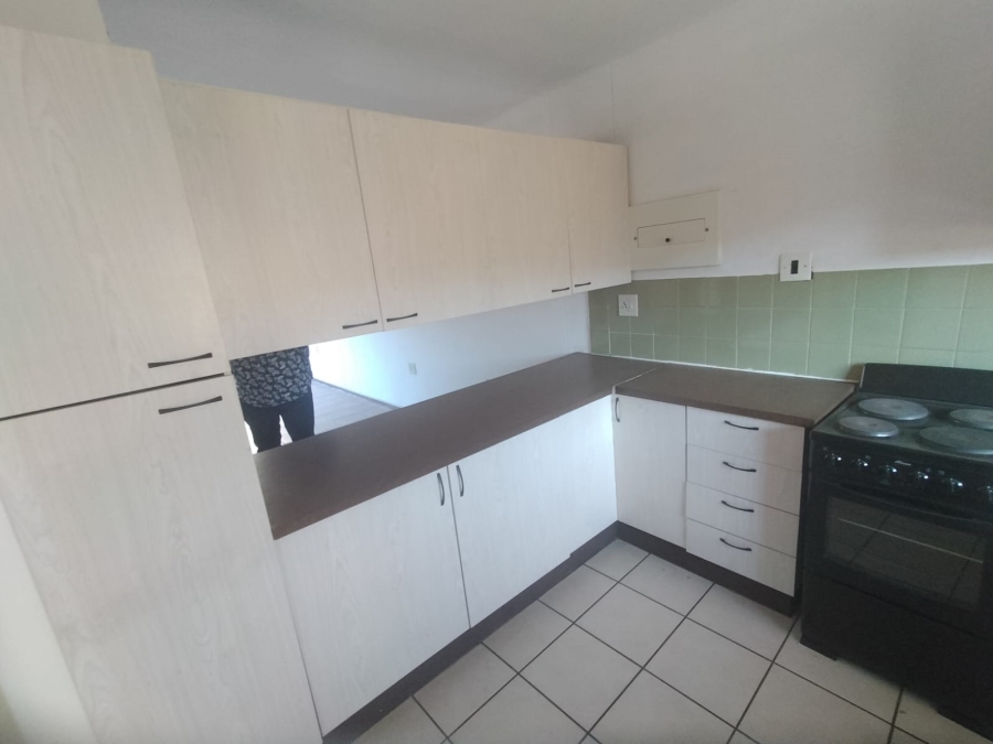 2 Bedroom Property for Sale in Pretoria North Gauteng