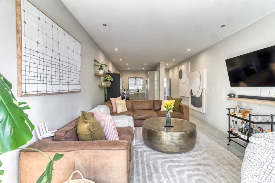 To Let 2 Bedroom Property for Rent in Broadacres Gauteng