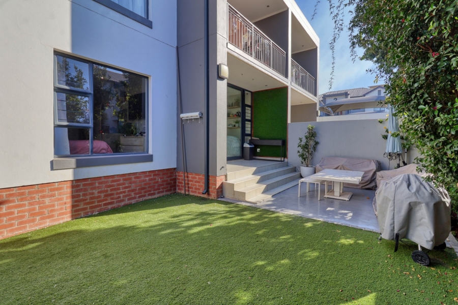 To Let 2 Bedroom Property for Rent in Broadacres Gauteng