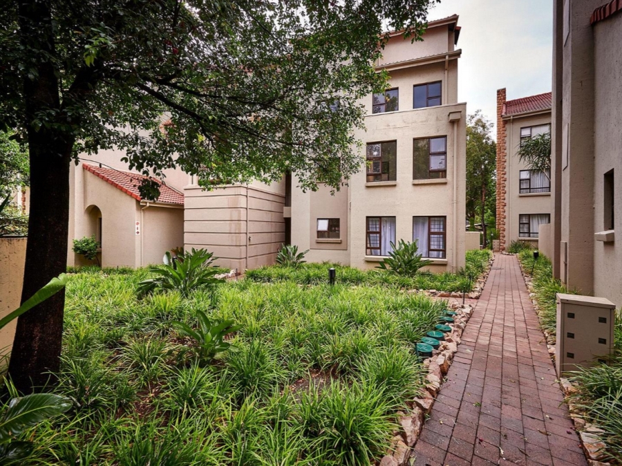 To Let 2 Bedroom Property for Rent in Lonehill Gauteng