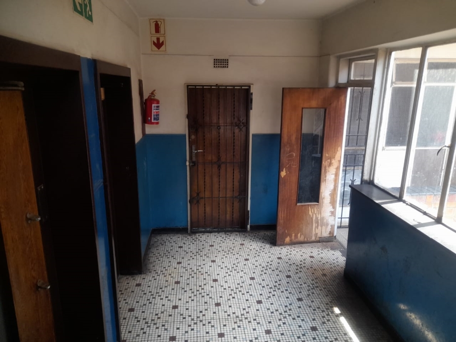 2 Bedroom Property for Sale in Hillbrow Gauteng