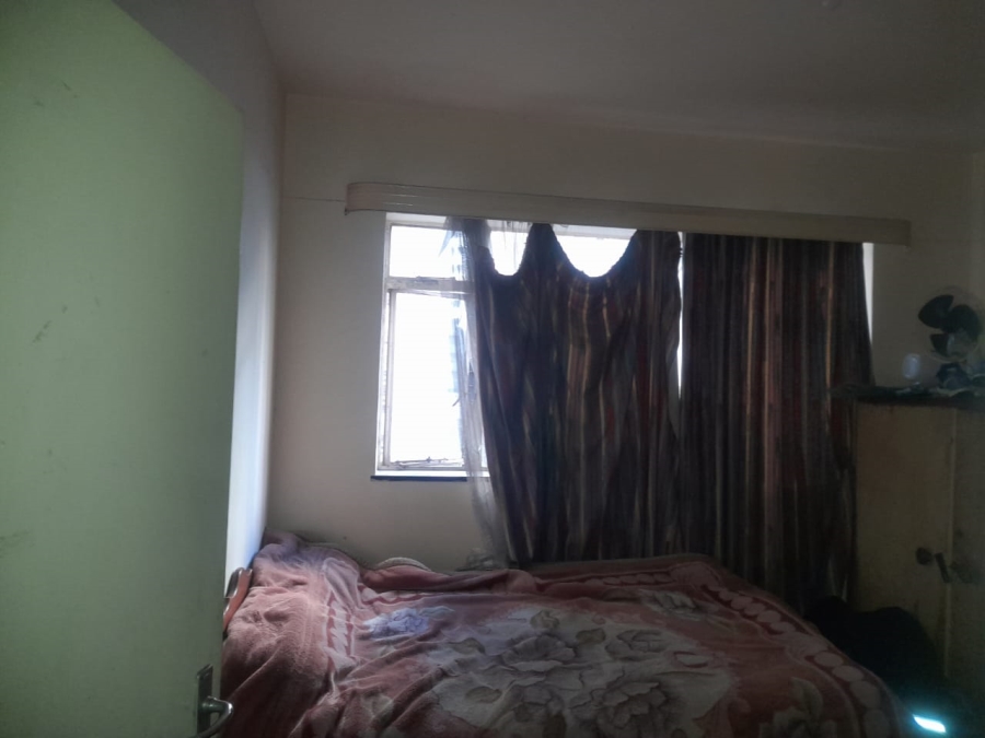 2 Bedroom Property for Sale in Hillbrow Gauteng