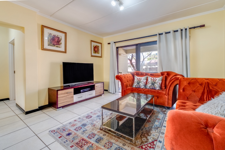 2 Bedroom Property for Sale in Sunninghill Gauteng