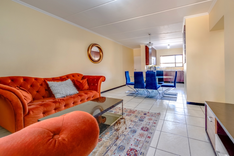 2 Bedroom Property for Sale in Sunninghill Gauteng