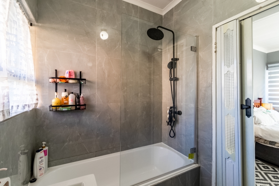 1 Bedroom Property for Sale in Eastleigh Gauteng
