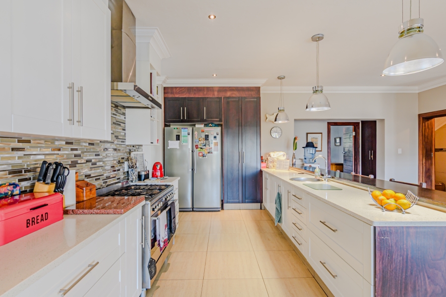 4 Bedroom Property for Sale in Sable Hills Gauteng