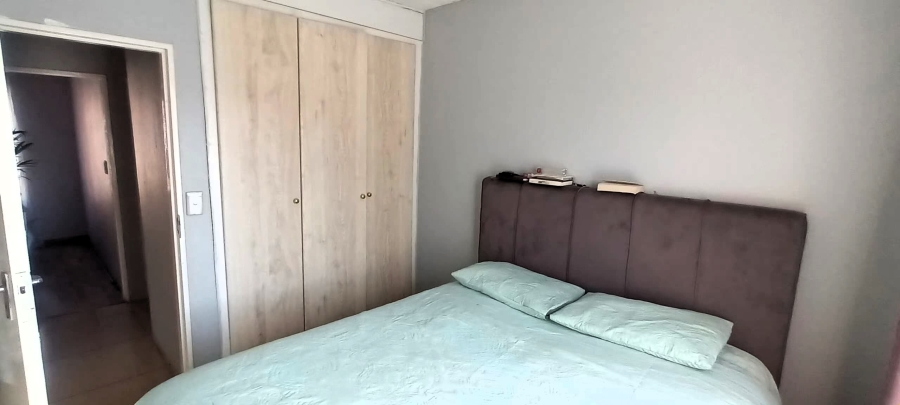To Let 3 Bedroom Property for Rent in Die Hoewes Gauteng