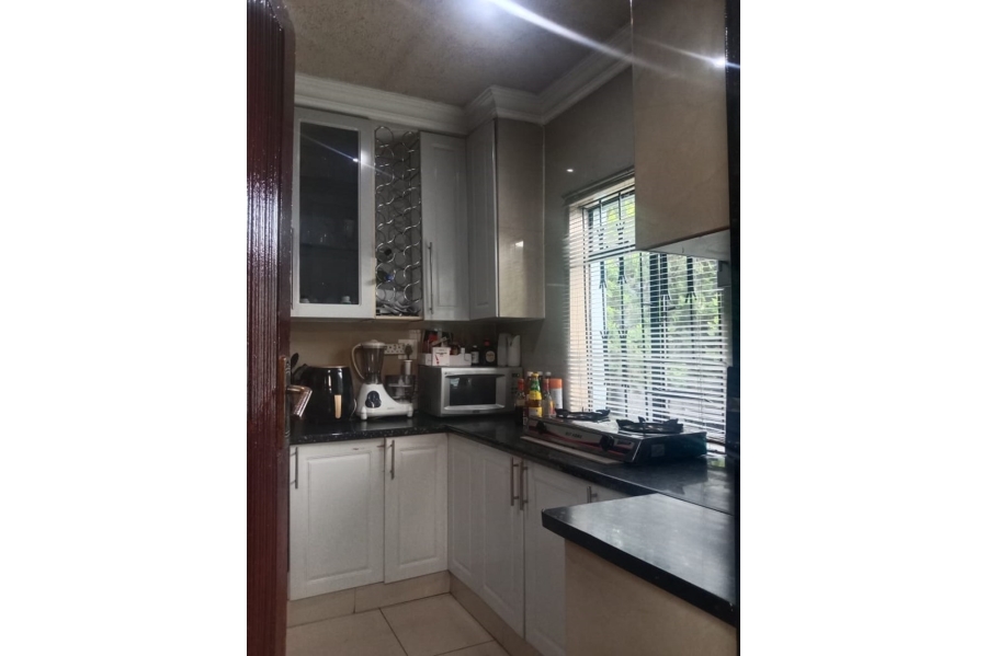 7 Bedroom Property for Sale in Tladi Gauteng