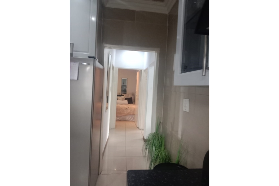 7 Bedroom Property for Sale in Tladi Gauteng