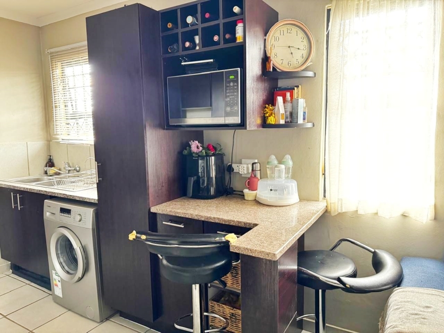 To Let 3 Bedroom Property for Rent in Summerset Gauteng