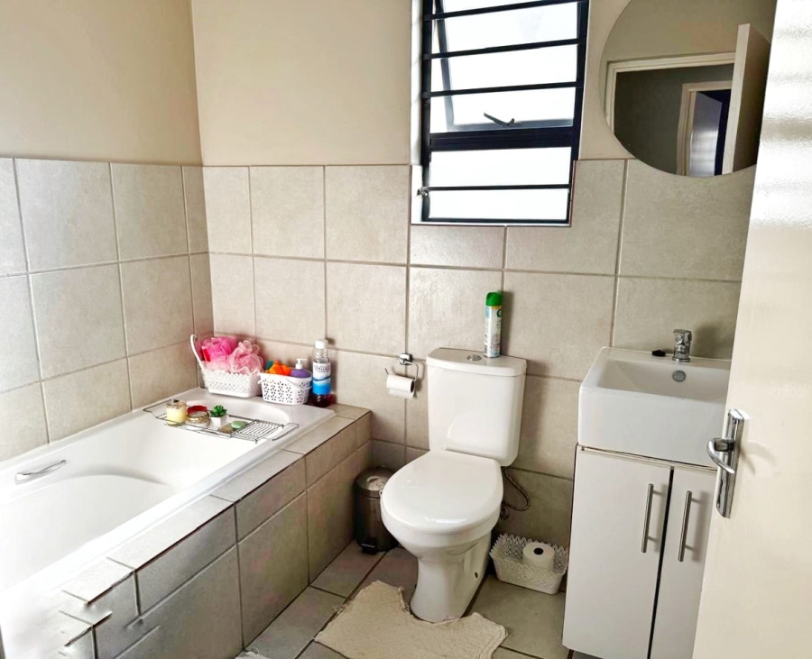 To Let 3 Bedroom Property for Rent in Summerset Gauteng