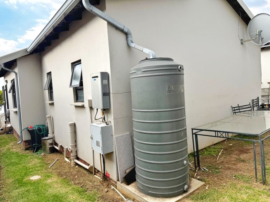 To Let 3 Bedroom Property for Rent in Summerset Gauteng