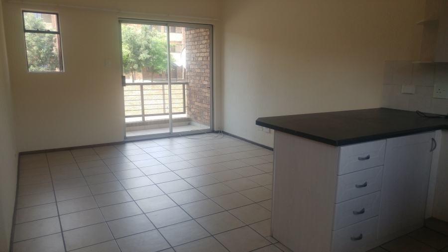 To Let 1 Bedroom Property for Rent in Halfway Gardens Gauteng